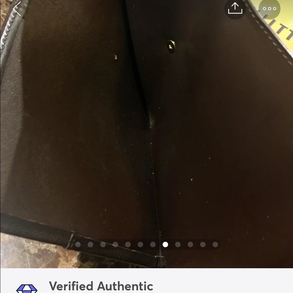 SOLDAuthentic Louis Vuitton Epi Wallet - Picture 8 of 12